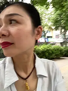 美女xiaowang0523在线直播