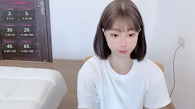 美女Morpho_menelaus_在线直播