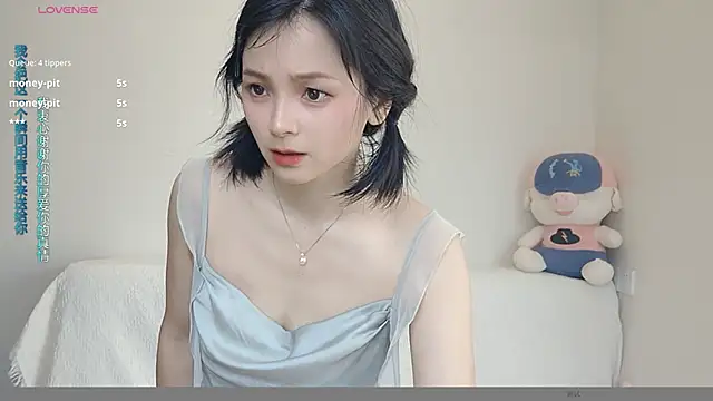美女-Judy-在线直播