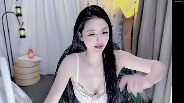 美女Yoyila_7在线直播