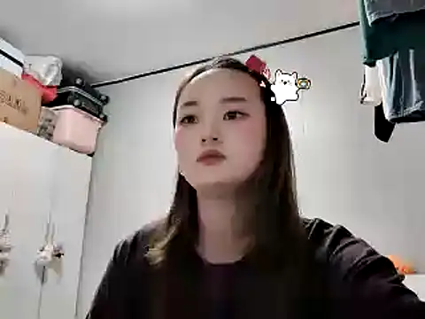 美女hanbaobao2001-在线直播