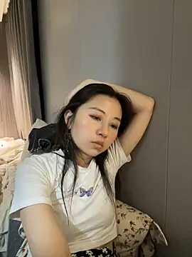 美女haiyan125216在线直播