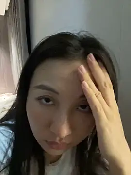 美女haiyan125216在线直播