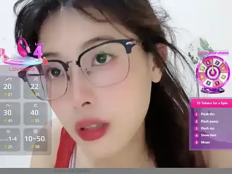 美女yunbaobaby在线直播
