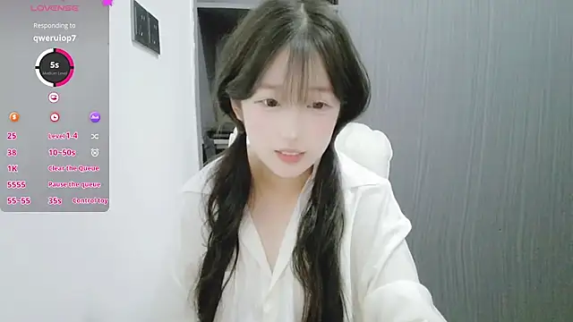 美女xiaodai-88888在线直播