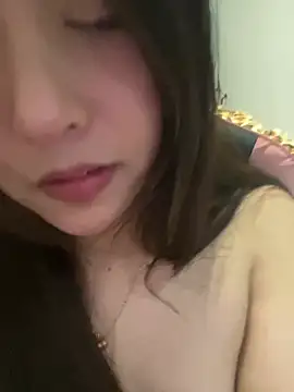 美女kkkiii889在线直播