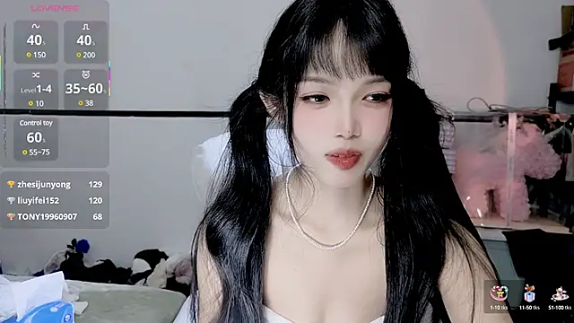 美女XueNi-888在线直播