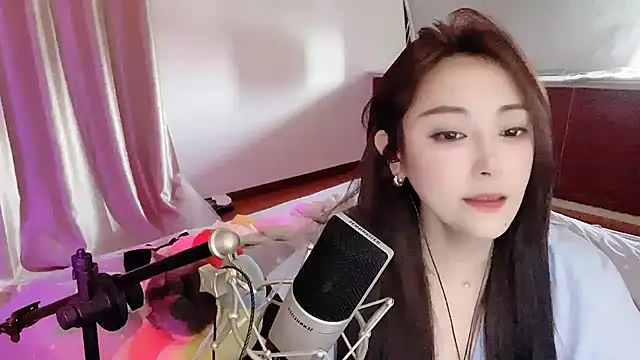 美女Daisy-77在线直播