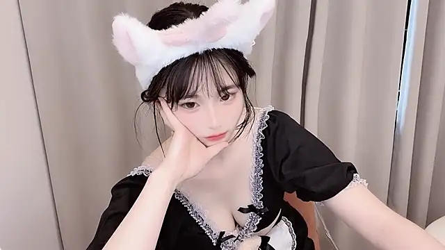 美女guoguo-77在线直播