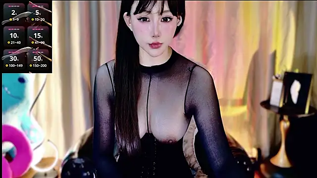 美女-Ida2在线直播