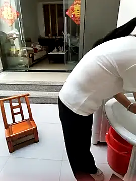 美女mimi520在线直播