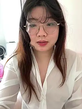 美女mmmyin20在线直播