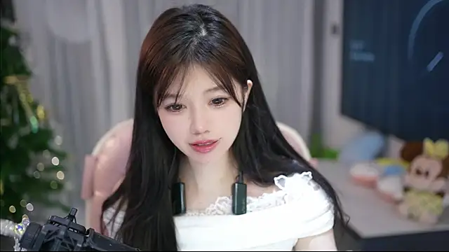 美女MinnieMoney在线直播