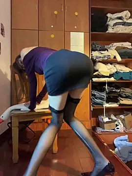 美女lijia125216在线直播