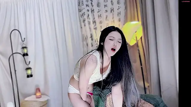 美女Yoyila_7在线直播