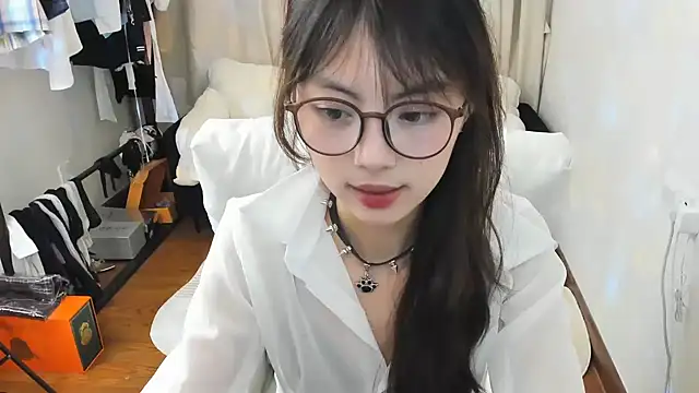 美女xuannv0000在线直播