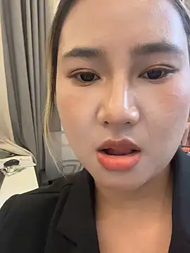 美女Emmie767在线直播