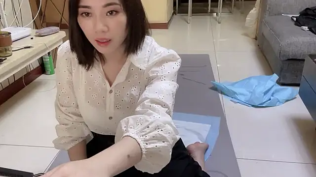 美女ttkx666在线直播