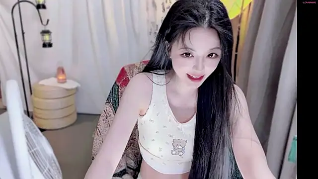 美女Yoyila_7在线直播