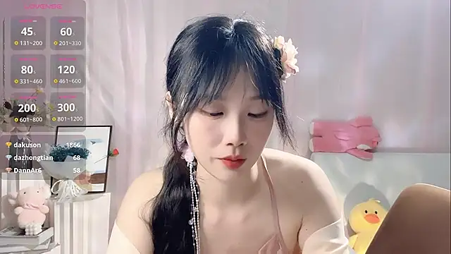 美女LaoSHI-999在线直播