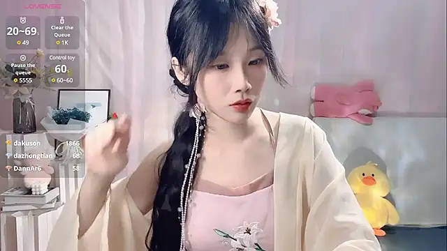 美女LaoSHI-999在线直播