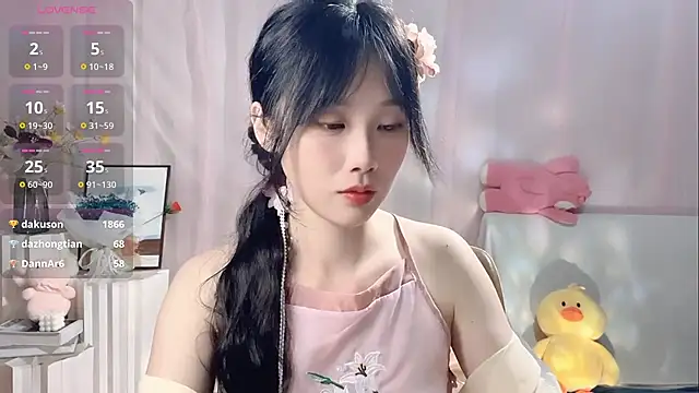 美女LaoSHI-999在线直播