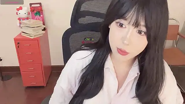 美女Naixue-520在线直播