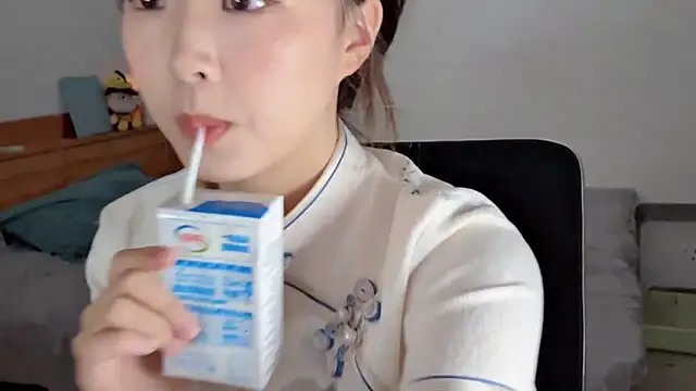 美女Hiperpetual在线直播