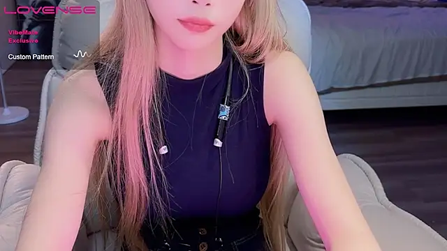 美女JoooJo_在线直播