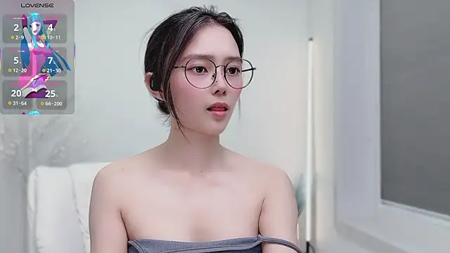 美女Natasha2025在线直播