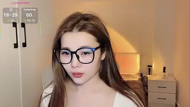 美女PureLuck_在线直播