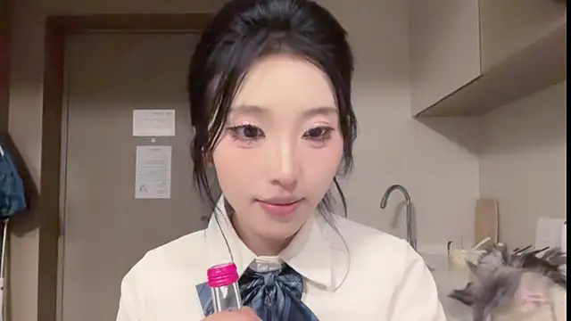美女zhaozhao69在线直播