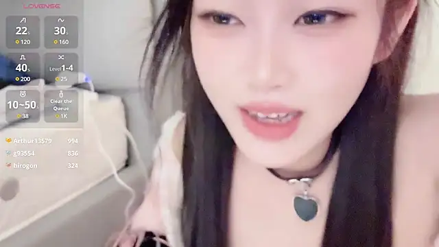 美女yueyue2003在线直播