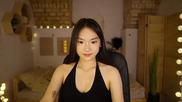 美女Allyah_Sky在线直播