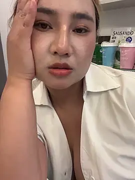美女Emmie767在线直播