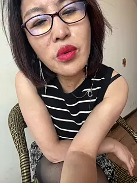 美女qianqian-6在线直播