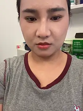 美女Emmie767在线直播