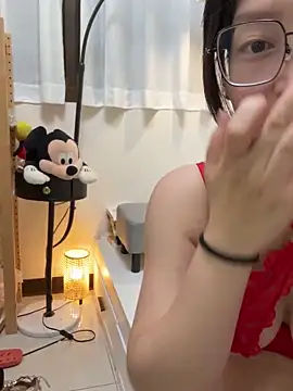美女wt0314在线直播