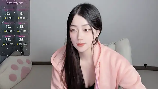 美女YaoooX在线直播
