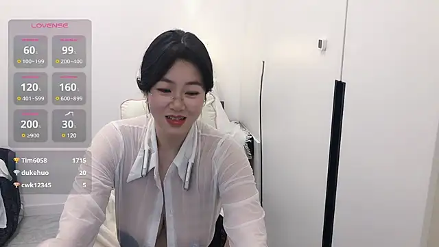 美女Emma880在线直播