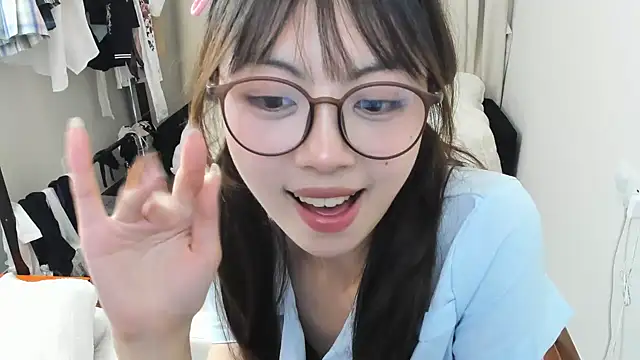 美女xuannv0000在线直播