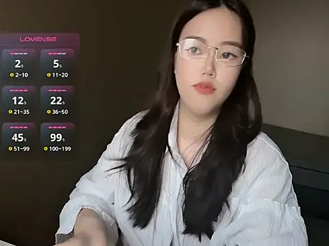 美女liuyi087在线直播