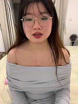 美女mmmyin20在线直播