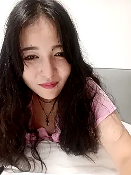 美女bobopanpan在线直播