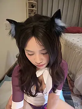 美女LuLuNaNa11在线直播