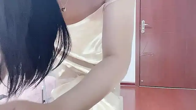 美女Niannian--sexy在线直播