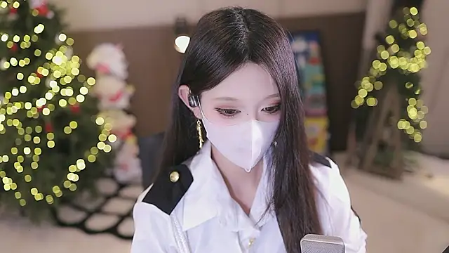美女yaya_86在线直播
