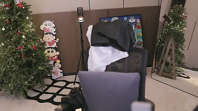 美女yaya_86在线直播