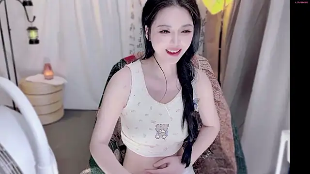 美女Yoyila_7在线直播