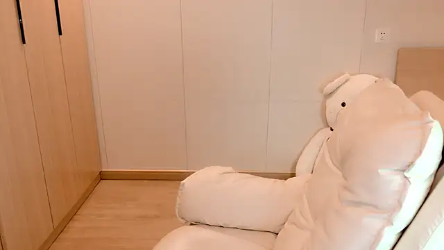 美女iiiiiiiiis在线直播